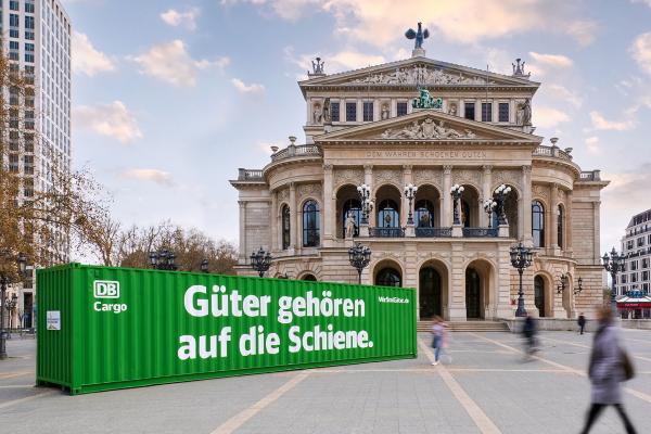 Güter gehören auf die Schiene 