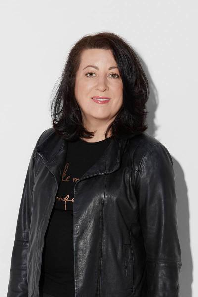 Carla Hendra