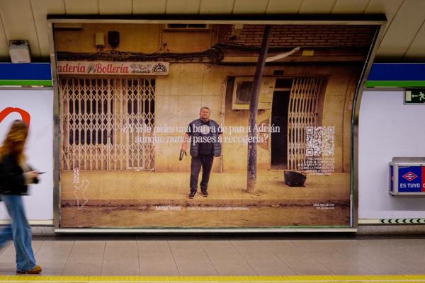 Outdoor ad on a subway platform